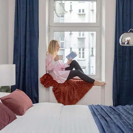 Glow - Retro Dolne Apartment